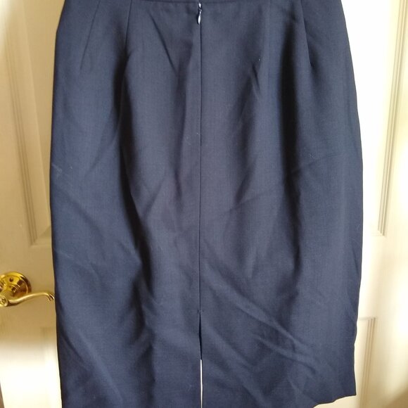 pencil skirt Classique Entier size 16. - Picture 2 of 4